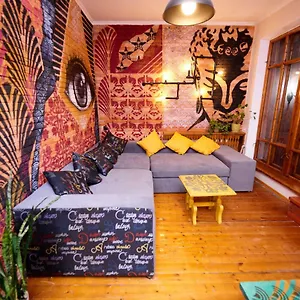  Hostel Wanderlust